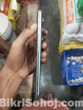 Tecno camon 40
